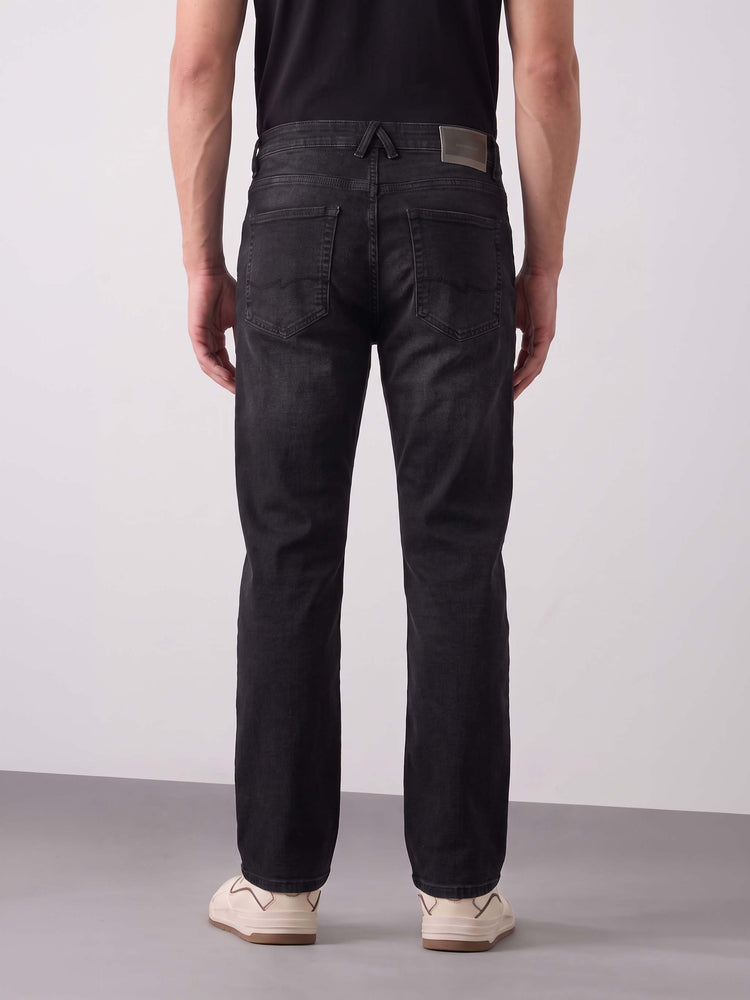 Relaxed Fit Jeans