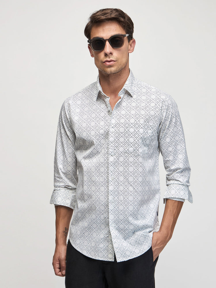 Geometric Print Stretch Shirt