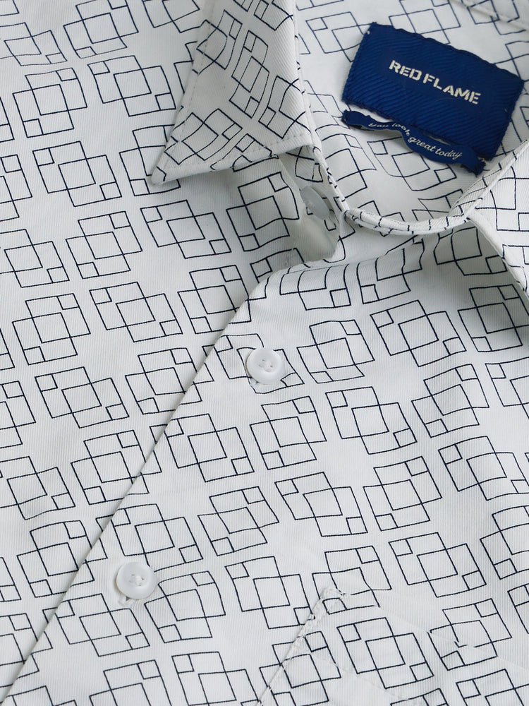 Geometric Print Stretch Shirt