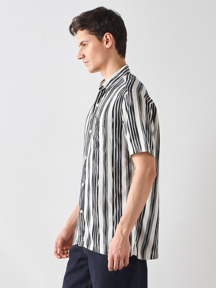 Relaxed Fit Striped Shirt