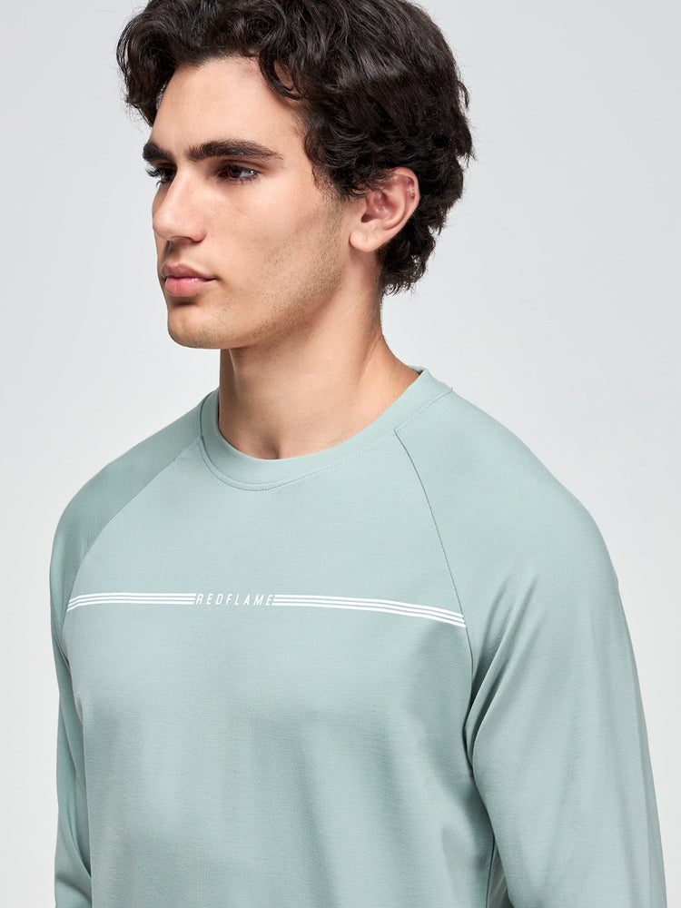 Raglan Crew Neck Sweatshirt