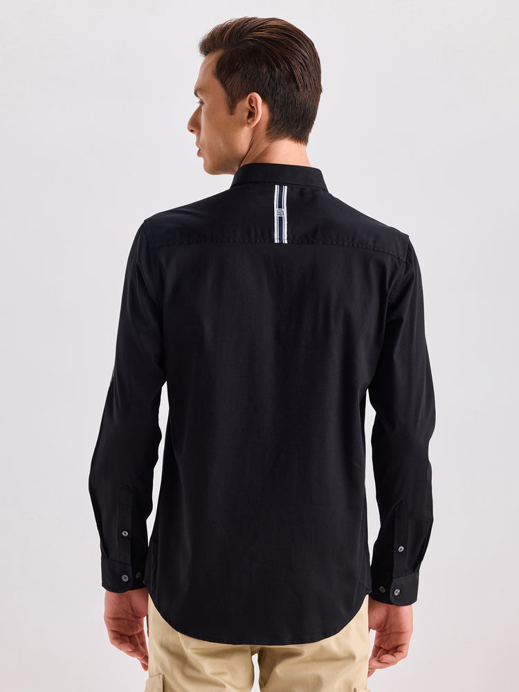 Front Graphic Stretch Shirt
