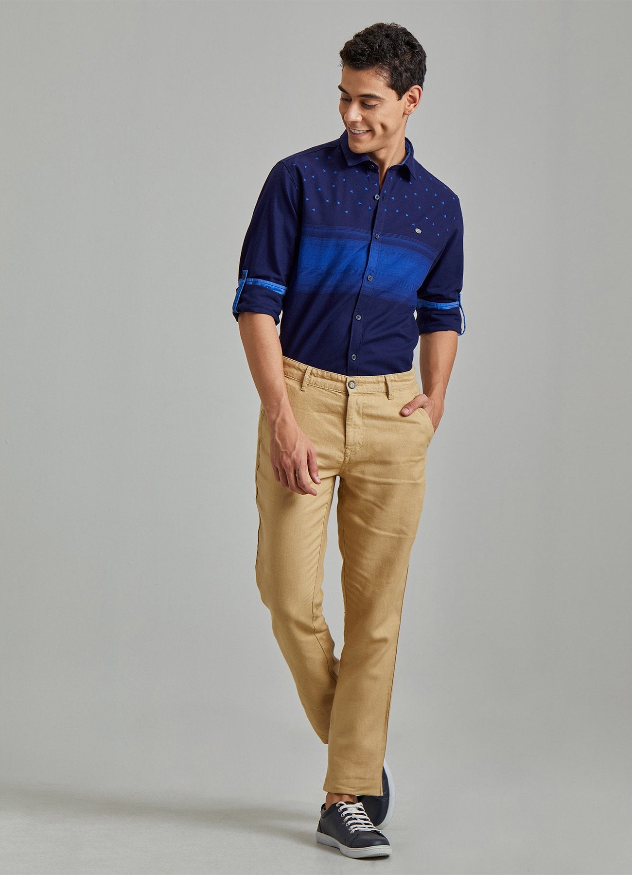 Khakhi Solid Linens Slim Fit Trouser