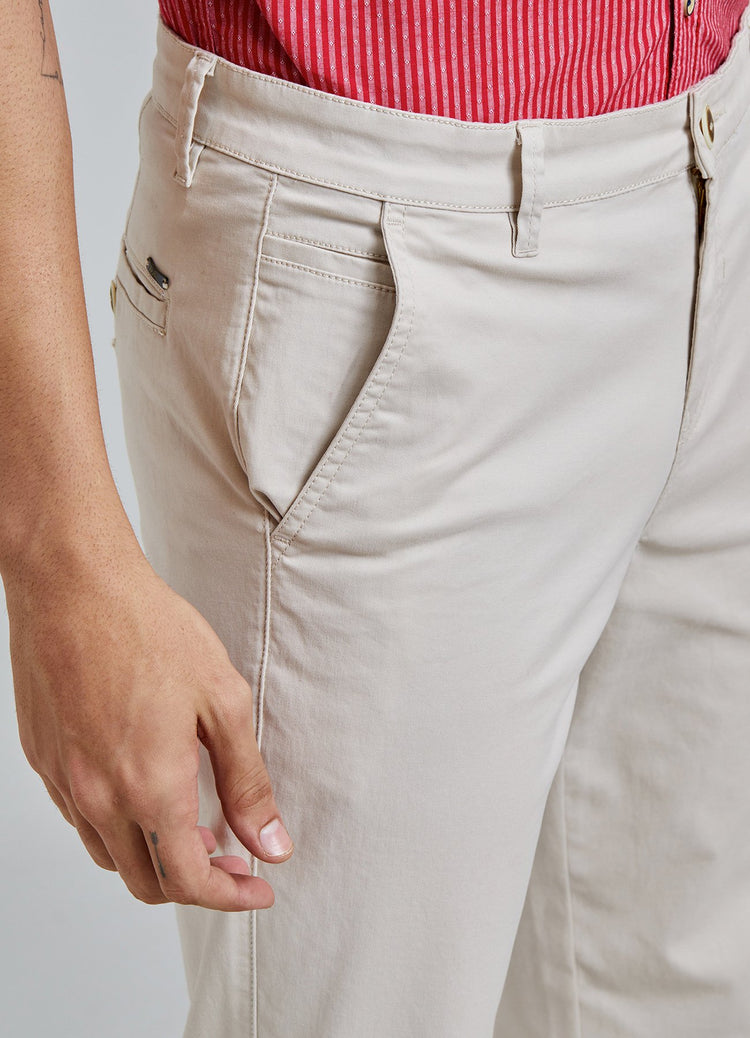 Cream Solid Stretch Slim Fit Trouser
