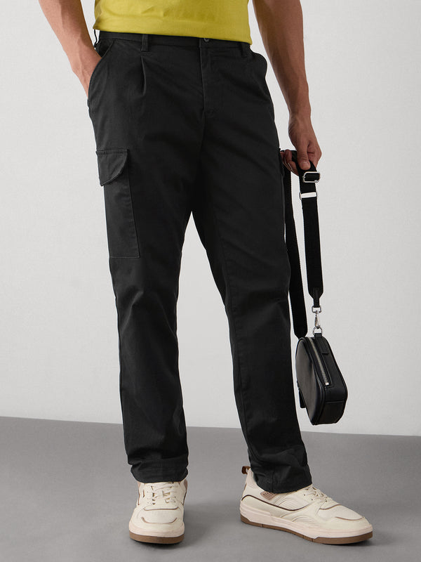 Relaxed Fit Pleated Cargo Trouser