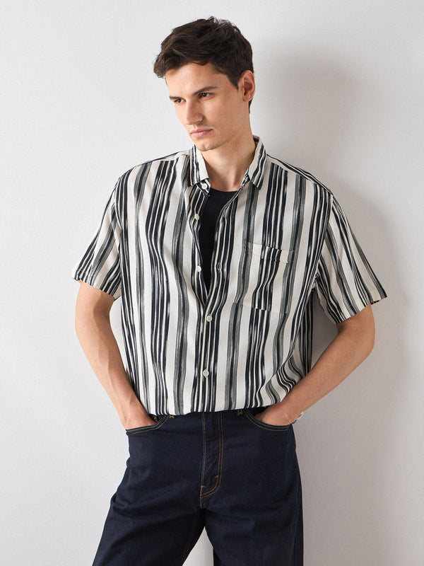 Relaxed Fit Striped Shirt