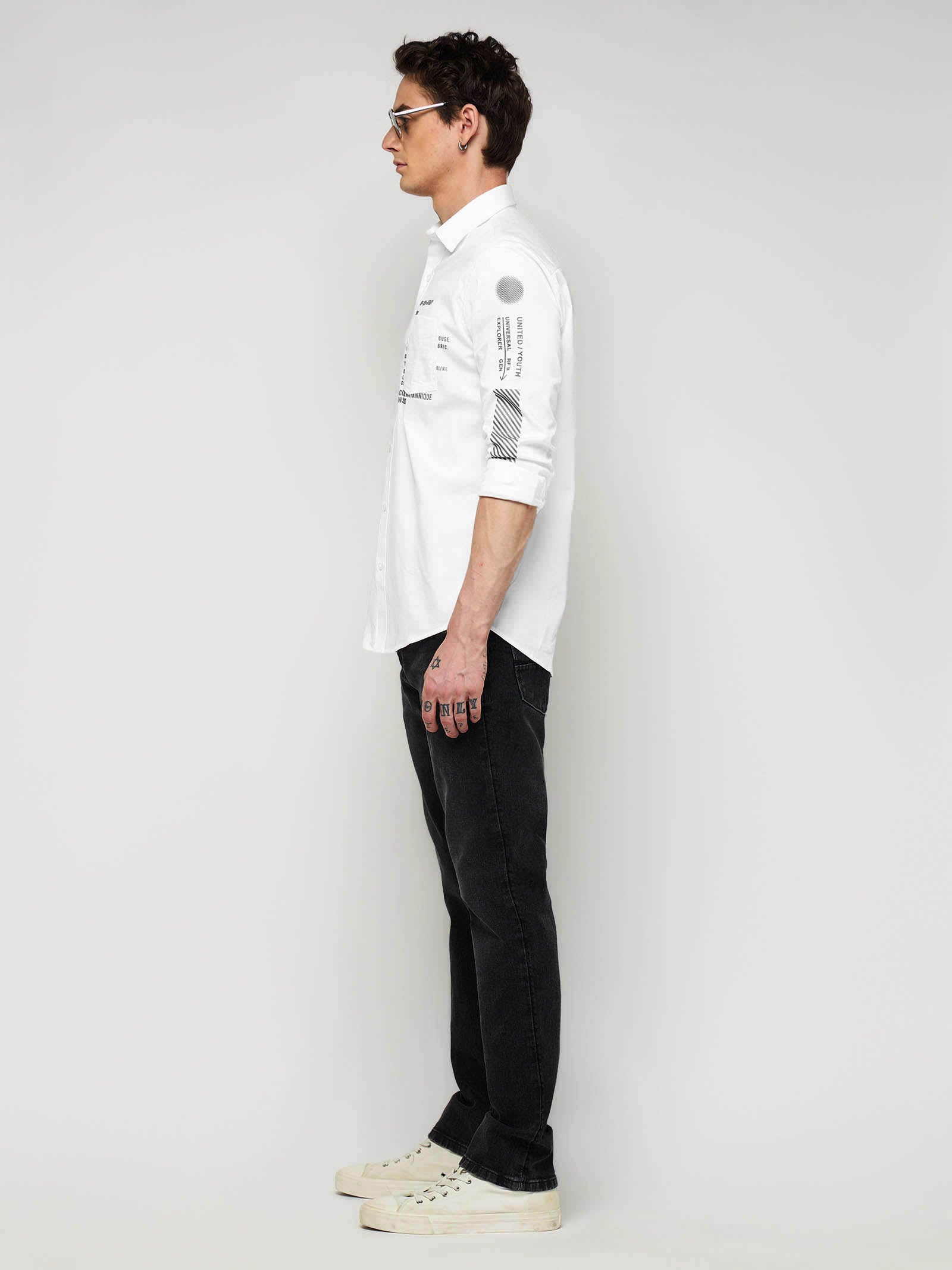 Front Graphic Stretch Shirt