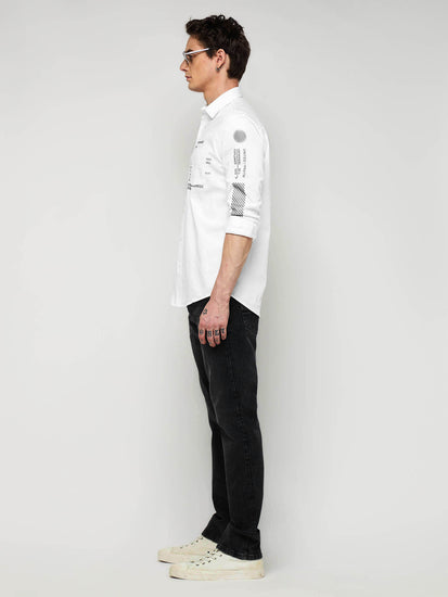 Front Graphic Stretch Shirt