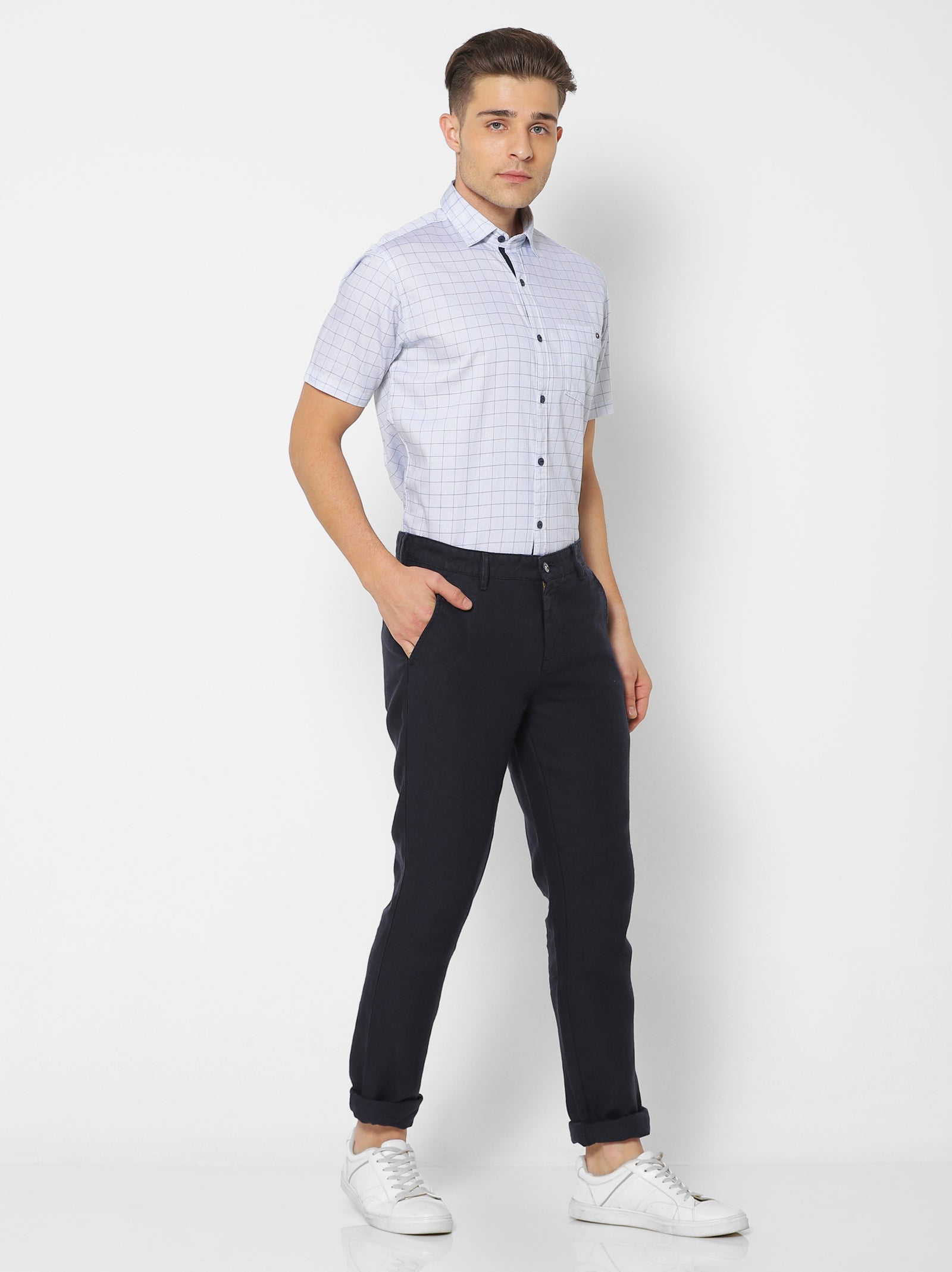 Navy Linens Solid Slim Fit Trouser
